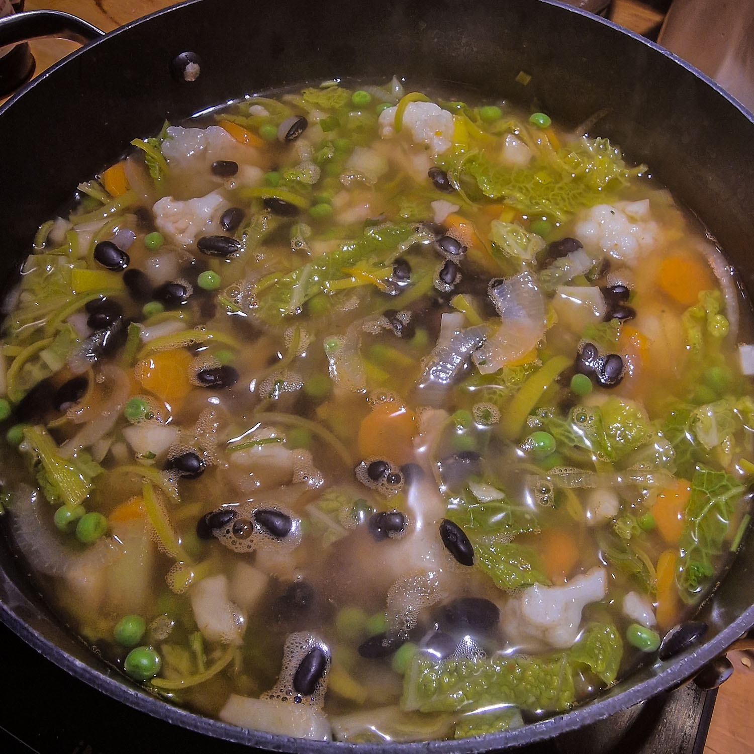 Gemüsesuppe mit schwarzen Bohnen - Arte Culinaria
